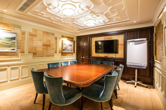 find a co-working space in 100 Queen's Gate Hotel, London