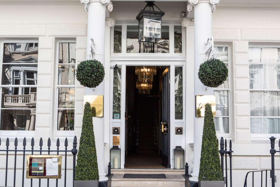 Hot desks & meeting rooms at House Hotel AndCo