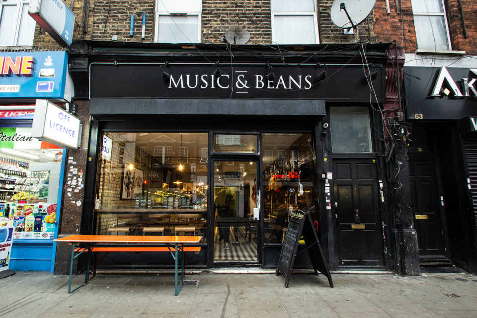 Hot desks & meeting rooms at Music & Beans Harringay AndCo