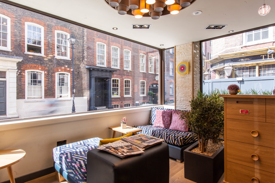 Hot desks & meeting rooms at Point A Hotel Liverpool St AndCo
